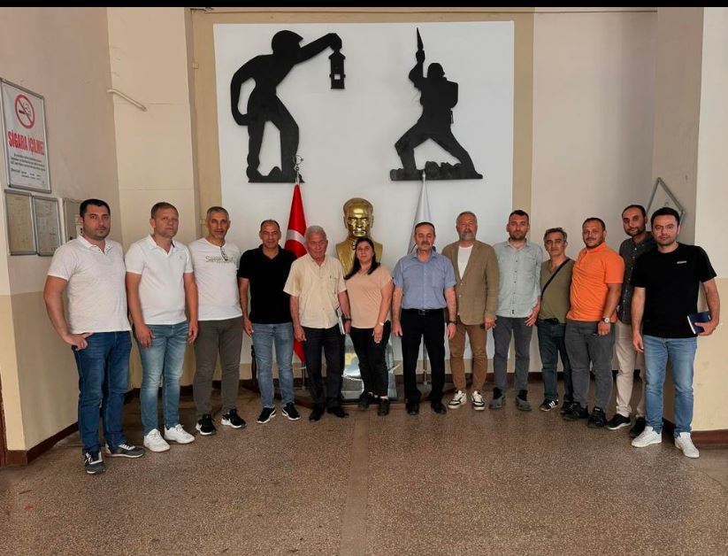 İşyeri ziyaretleri kapsamında TTK Kozlu TİM de görevli meslektaşlarımızla meslek ve meslektaş sorunları değerlendirilerek, KİT Reformu hakkında bilgilendirme yapıldı.