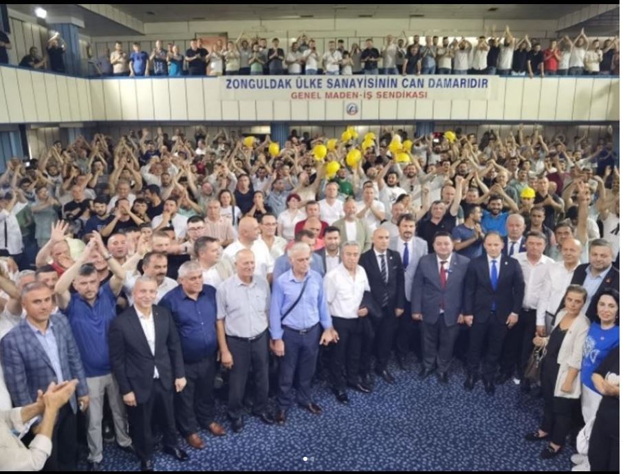 “KİT REFORMU” YASA TASARISINA HAYIR DEMEK İÇİN GENEL MADEN İŞÇİLERİ SENDİKASININ YAPMIŞ OLDUĞU BASIN AÇIKLAMASINA YÖNETİM KURULU OLARAK KATILIM SAĞLANDI.