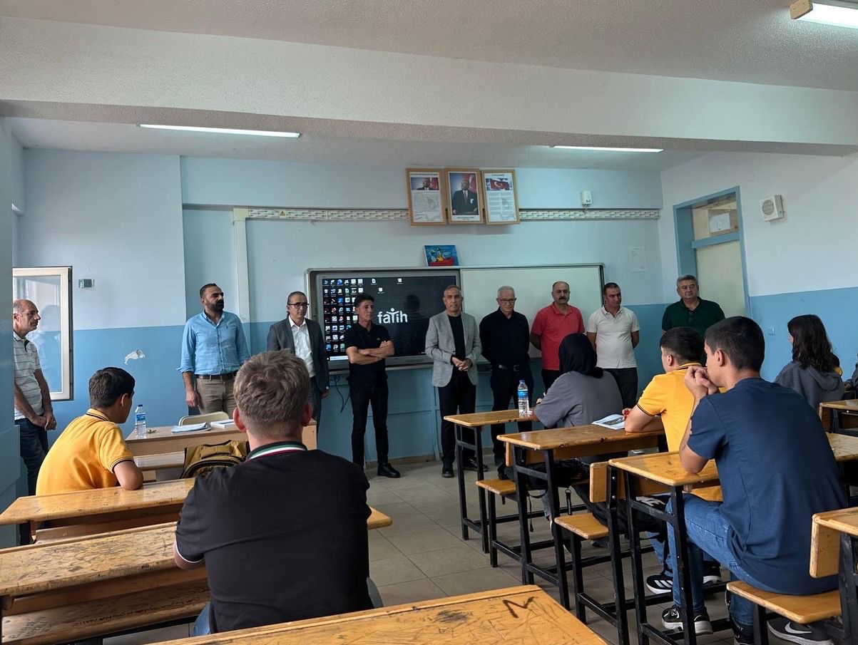 İBNİ SİNA MESLEKİ VE TEKNİK ANADOLU LİSESİNE ZİYARET GERÇEKLEŞTİRDİK.(20.09.2024)
