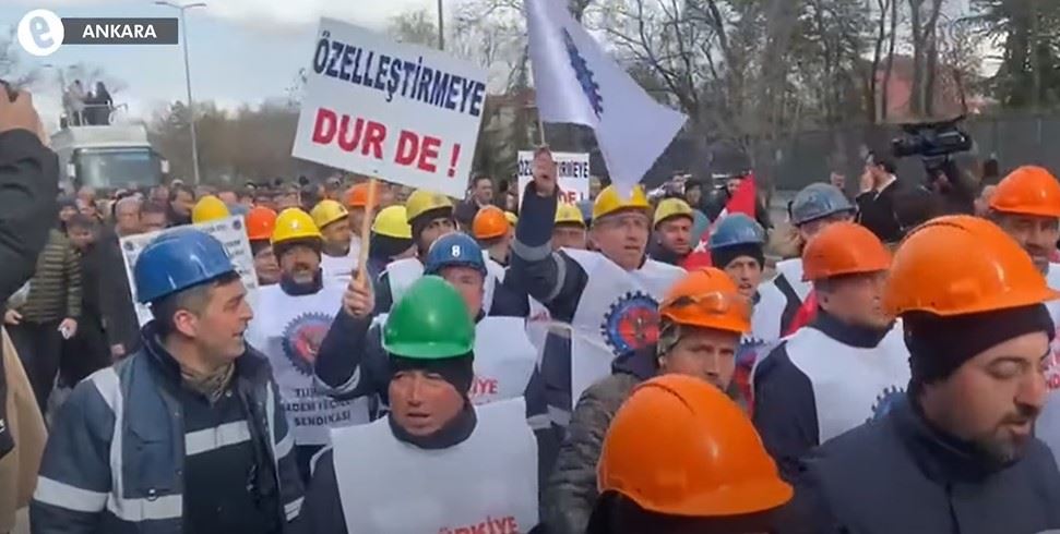 EVRENSEL | Çayırhan işçileri özelleştirmenin iptali için Maliye Bakanlığı önünde: 'Ya iptal ya iptal'