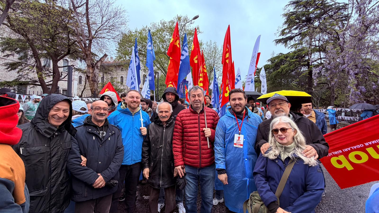 1 Mayıs Emek ve Dayanışma Günü’nde Kadıköy’de alanlardaydık. 