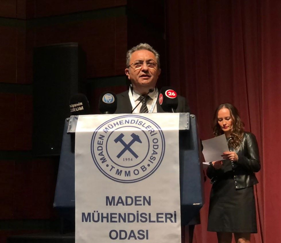 ESKİŞEHİR'DE MADENCİLİK POTANSİYELİ VE DEĞERLENDİRİLMESİ ÇALIŞTAYI, 29 KASIM 2025 TARİHİNDE GERÇEKLEŞTİRİLMİŞTİR.