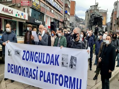 ADALET ve DEMOKRASİ ŞEHİTLERİ HAFTASI KAPSAMINDA BASIN AÇIKLAMASI DÜZENLENENDİ