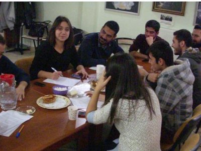 ÖĞRENCİ ÜYELERİMİZ ŞUBEMİZDE TOPLANDI. (29.11.2014)