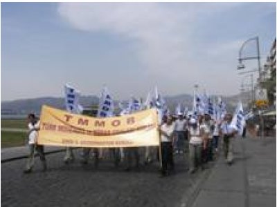 EMEK VE DEMOKRASİ MİTİNGİNDE ONBİNLER  