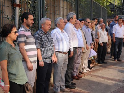 AVNİ CİNEL İŞ YERİNDEKİ ANITI ÖNÜNDE ANILDI