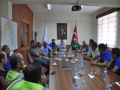 ULUSLAR ARASI MADENCİLİK VE ÇEVRE SEMPOZYUM GÖRÜŞMELERİ 
MUĞLA İLİ ÜYE TOPLANTISI DÜZENLENDİ(16.08.2016)
