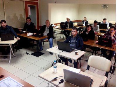 ANKARA` DA 20-22 NİSAN TARİHLERİ ARASINDA MADEN ARAMA, CEVHER MODELLEME, REZERV HESABI ve MADEN İŞLETME TASARIMI KONULARINDA MICROMINE YAZILIMI TEMEL EĞİTİMİ DÜZENLENMİŞTİR.