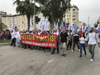 YAŞASIN 1 MAYIS ADANA ŞUBE VE GENÇ MADENCİ ALANLARDAYDI (01/05/2017)