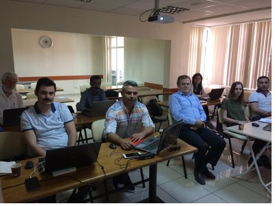 ANKARA` DA 8-10 HAZİRAN 2017 TARİHLERİ ARASINDA AÇIK OCAK UZUN DÖNEM TERMİN “LONG TERM SCHEDULING” VE HARMANLAMA (BLENDING “SHORT TERM SCHEDULING”) MICROMINE YAZILIMI İLERİ SEVİYE EĞİTİMİ DÜZENLENMİŞTİR.