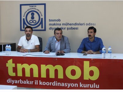 TMMOB HEYETİ DİYARBAKIR SUR’DA YAPTIĞI İNCELEMELERİN ARDINDAN SUR’DAKİ YIKIMLAR VE KHK’LERLE İHRAC EDİLEN MÜHENDİS, MİMAR ve ŞEHİR PLANCILARI İLE İLGİLİ BASIN AÇIKLAMASINDA BULUNDU