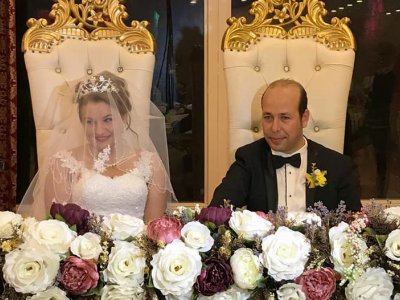 ÜYELERİMİZ AYHAN ÖZIŞIK VE ŞULE KÜRKÇÜ `NÜN DÜĞÜNÜNE KATILDIK(19/11/2017)