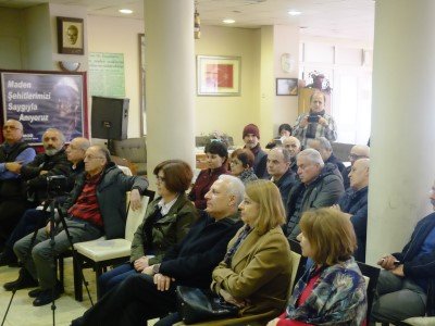 YAZAR TEKGÜL ARI KİTAP İMZA VE SÖYLEŞİSİ