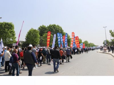  Emeğin bayramı 1 Mayıs`ta meydanlardaydık.