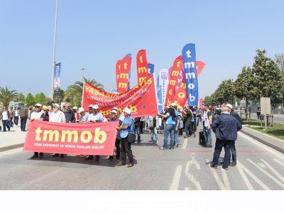  Emeğin bayramı 1 Mayıs`ta meydanlardaydık.