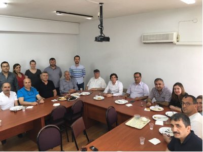 KADRO ALAN YÖNETİM KURULU ÜYEMİZ ALİ CAN ÖZDEMİR, ÜNİVERSİTE TEMSİLCİMİZ ESMA KAHRAMAN VE ABDULKADİR ÜRÜNVEREN HOCALARIMIZIN KADRO SEVİNCİNİ PAYLAŞTIK (05.05.2018)