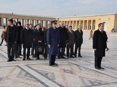 ​​​​​​​4 ARALIK DÜNYA MADENCİLER GÜNÜ ETKİNLİKLERİ ÇERÇEVESİNCE ANITKABİR ZİYARETİNDE BULUNULDU