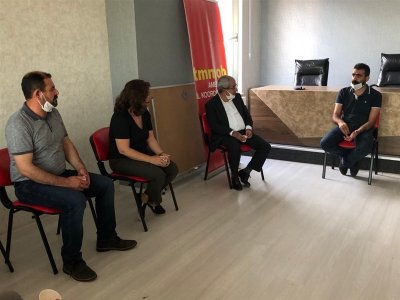 HDP İL EŞBAŞKANLARI VE MİLLETVEKİLİ TMMOB YASASI İÇİN DAYANIŞMA ZİYARETİ(02.06.2020)