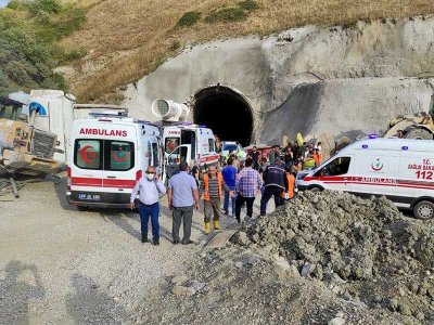 KOP DAĞI TÜNELİ YERALTI KAZI İŞLEMLERİ SIRASINDA MEYDANA GELEN METAN PATLAMASI FACİAYA DÖNÜŞEBİLİRDİ