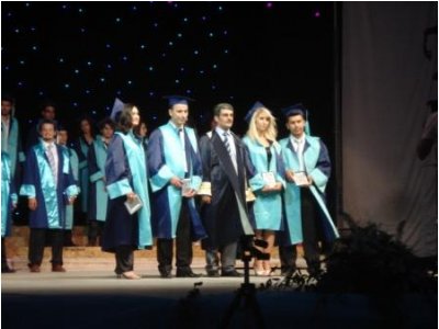 DEU MÜHENDİSLİK FAKÜLTESİ 2008-2009 DÖNEMİ MEZUNİYET TÖRENİ YAPILDI (09.07.2009).