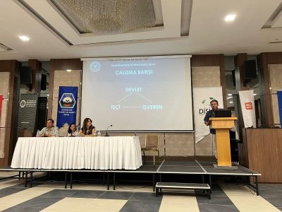 ODA BAŞKANIMIZ AYHAN YÜKSEL DİYARBAKIR`DA DÜZENLENEN MERMER İŞLETMELERİNDE İŞÇİ SAĞLIĞI VE İŞ GÜVENLİĞİ SEMPOZYUMUNA ÇAĞRILI BİLDİRİ SUNMAK ÜZERE KATILDI.
