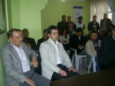 Bölge Temsilciliğimiz binasında üye ve öğrenci üyeler ile beraber geniş katılımlı bir toplantı düzenlendi. 