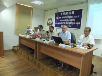Diyarbakır’da Panel Gerçekleştirildi.