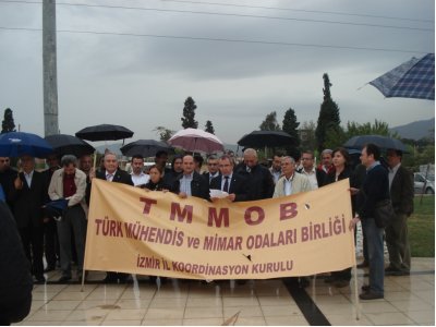 MÜHENDİSLİK MİMARLIK HAFTASINDA BASIN AÇIKLAMASI YAPILDI ( 18.10.2010 )