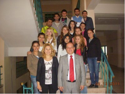 DEÜ Torbalı MYO Mermercilik Bölümü Öğrencilerine Maden Kanunu ve Uygulama yönetmeliğine yönelik bilgi ve oda görüşleri aktarıldı.(13.05.2011)