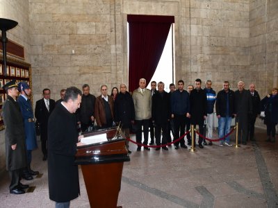 ​​​​​​​4 ARALIK DÜNYA MADENCİLER GÜNÜ ETKİNLİKLERİ ÇERÇEVESİNCE ANITKABİR ZİYARETİNDE BULUNULDU