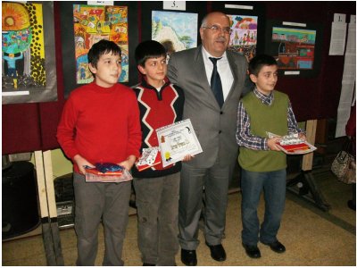 Resim, Şiir, Öykü ve Satranç Turnuvası`nda Dereceye Girenlerin Ödül Töreni Düzenlendi