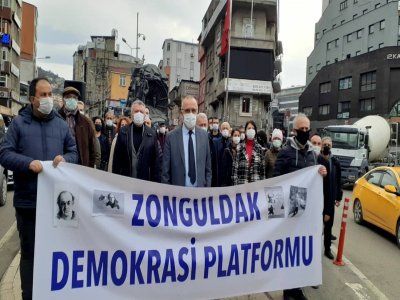 ADALET ve DEMOKRASİ ŞEHİTLERİ HAFTASI KAPSAMINDA BASIN AÇIKLAMASI DÜZENLENENDİ