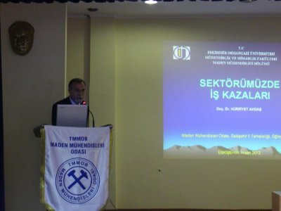 Eskişehir`de Ülkemizin Maden Potansiyeli ve Madencilik Politikaları konulu panel gerçekleştirildi.