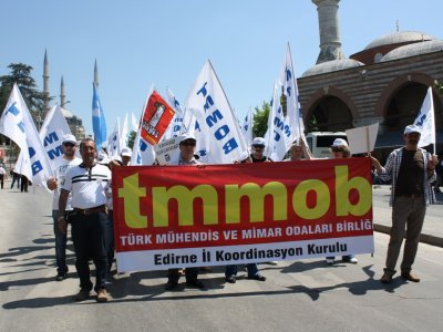 Edirne`de 1 Mayıs Coşkuyla Kutlandı.