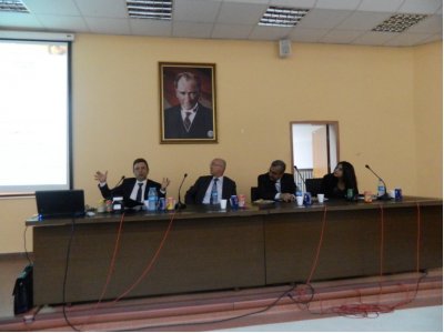 İstanbul Üniversitesi`nde Altın Günü Semineri Düzenlendi.