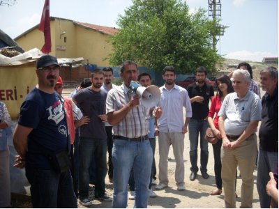 TMMOB İKK, DİRENİŞTEKİ İŞÇİLERİ ZİYARET ETTİ
(26.05.2012)