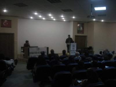 Toplumcu Mühendislik ve Mühendislik Etiği başlıklı panel gerçekleştirildi. 