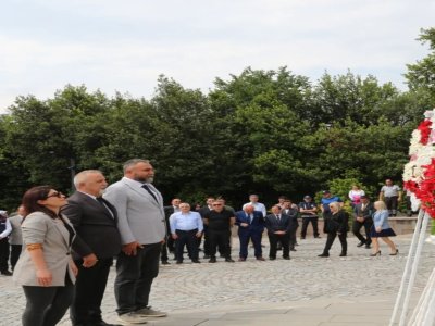 Uzun Mehmet, 1829 yılında Zonguldakın Ereğli ilçesinde Köseağzı köyünün Neyren Deresi yatağında taşkömürünü buluşunun 193. yılında törenle anıldı.