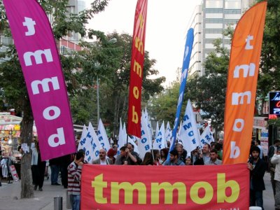 19 EYLÜL MÜHENDİS, MİMAR VE ŞEHİR PLANCILARI DAYANIŞMA GÜNÜNDE, TMMOB BİR KEZ DAHA SÖZÜNÜ ÖRGÜTLÜ GÜCÜ İLE SÖYLÜYOR
