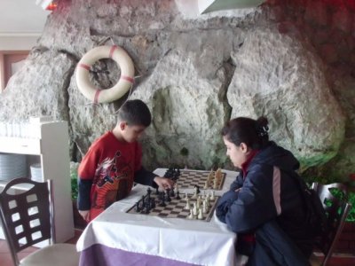 SATRANÇ TURNUVASI DÜZENLENMİŞTİR
