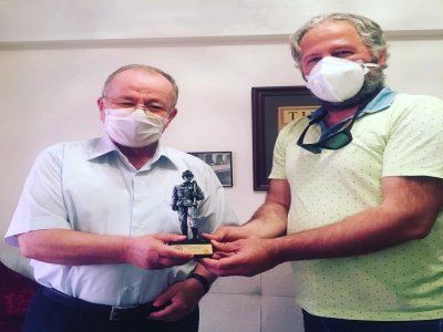 Meslekte 50.Yılını Dolduran Üyemiz Çetin ONUR ziyaret edildi
