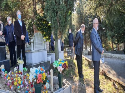 MESLEKTAŞIMIZ MAHMUT KOLTUK MEZARI BAŞINDA ANILDI