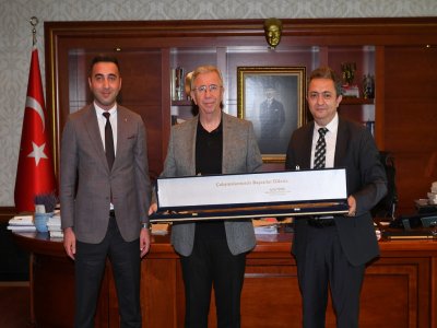 ANKARA BÜYÜKŞEHİR BELEDİYE BAŞKANI SAYIN MANSUR YAVAŞ MAKAMINDA ZİYARET EDİLDİ.